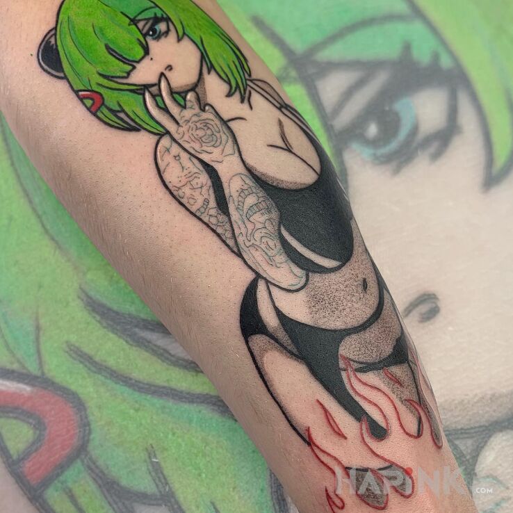 Tattoo Mangowa dziewczyna in manga / anime motif and graphic / illustrative style on the forearm