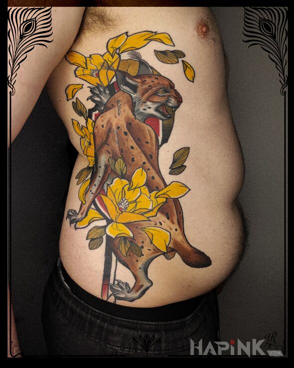 Tattoo Zagojony ryś in animals motif and neo-traditional style on the ribs