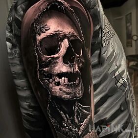 Tattoo Knocked out teeth on the upper arm motif: 3D style: realistic