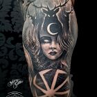 Bogini księżyc tatuaż