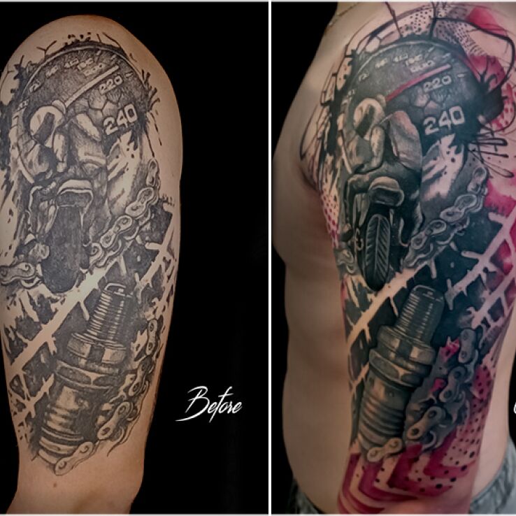 Tatuaż motor trash polka cover tatuaż w motywie cover up i stylu realistyczne na ręce