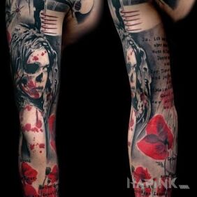 Tattoo Sleeve black and red on the upper arm motif: flowers