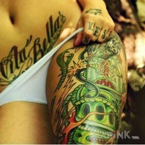 Tattoo Inscription on the belly on the fingers motif: sexy