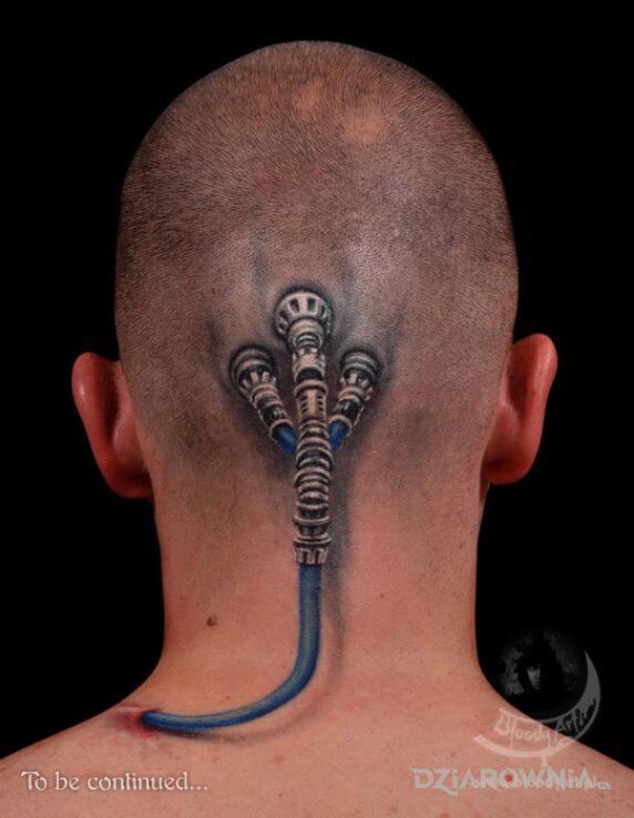 Tatuaż online w motywie 3D i stylu organika na głowie