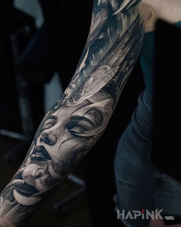 Tattoo Portret czarodziejki in fantasy motif and realistic style on the forearm