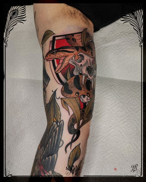 Tattoo Anakonda in animals motif and neo-traditional style on the bicep