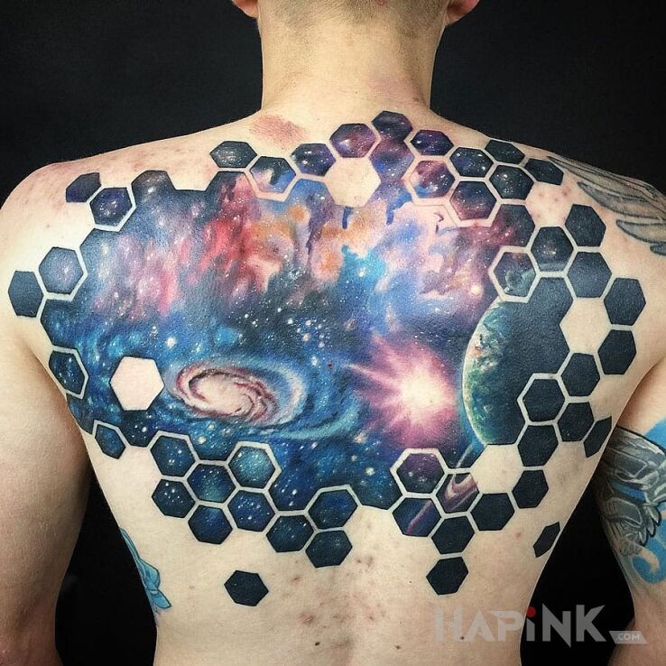 Tattoo Kosmos in 3D motif and realistic style on the back