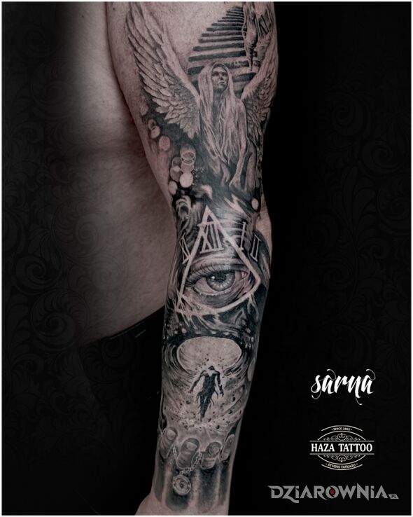 Tatuaż rękaw tatuaż w motywie postacie i stylu realistyczne na ręce