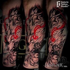 Tattoo Graphic wolf on the leg motif: fantasy style: graphic / illustrative