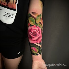 Tatuaż Tatuaż róże na ręce motyw: kwiaty styl: realistyczne