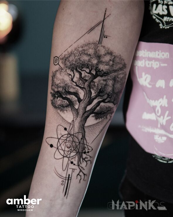 Tattoo Metafizyczne drzewo in black and gray motif and graphic / illustrative style on the forearm