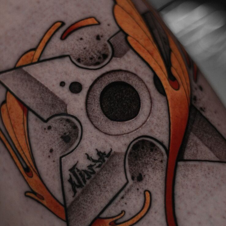 Tattoo Shuriken in objects motif and graphic / illustrative style On the arm