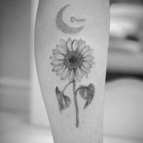 Tattoo Sunflower on the leg motif: flowers style: realistic