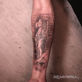 Tatuaż Dama i oko na przedramieniu motyw: napisy styl: graficzne / ilustracyjne