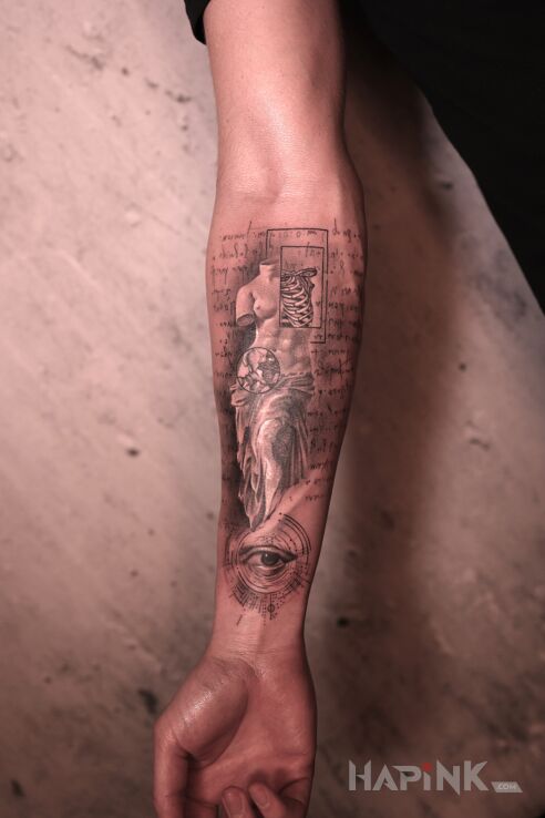 Tattoo Dama i oko in anatomical motif and graphic / illustrative style on the forearm