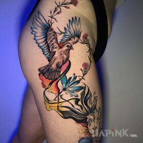 Tattoo Feminine thigh tattoo on the hip motif: animals style: graphic / illustrative