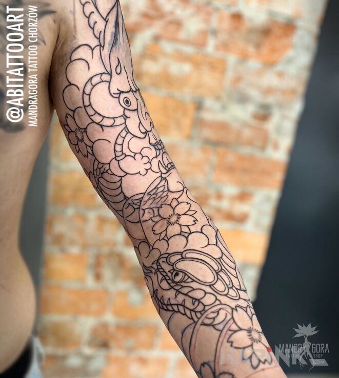 Tattoo Japoński rękaw II in flowers motif and japanese / irezumi style on the bicep