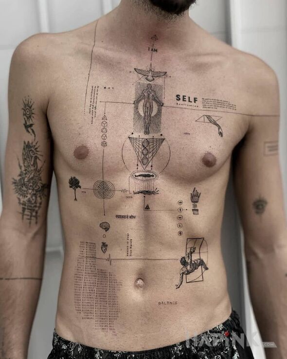 Tattoo Bardzo małe tatuażowe wrzuty in other motif and graphic / illustrative style on the chest
