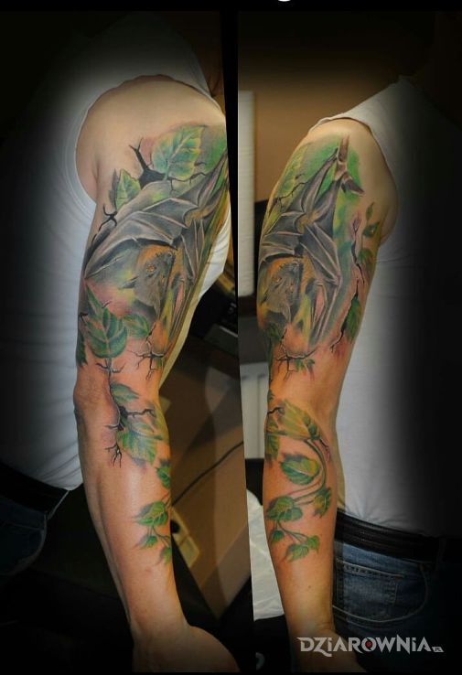 Tatuaż bat in ivy w motywie 3D i stylu realistyczne na przedramieniu
