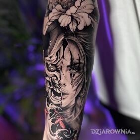 Tatuaż Japan woman na ręce motyw: kwiaty styl: graficzne / ilustracyjne