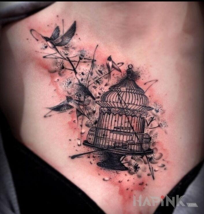 Tattoo Ptaszek w klatce in animals motif on the collarbone