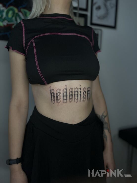 Tattoo Blurry Tattoo in 3D motif and optical illusion style on the stomach