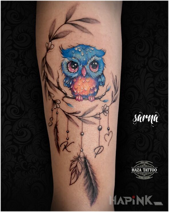 Tattoo Color owl tattoo in animals motif and graphic / illustrative style On the arm