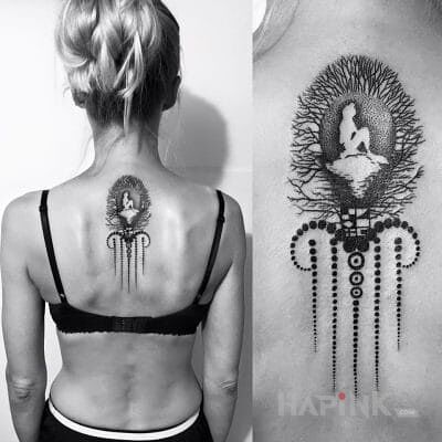 Tattoo Dla dziewczyny in characters motif on the back