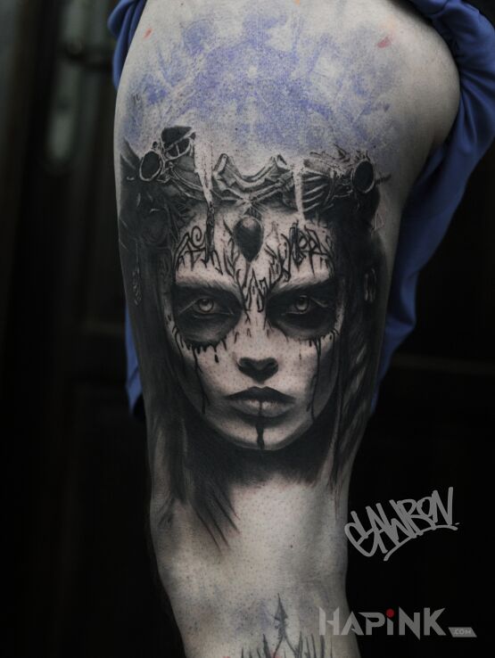 Tattoo Pierwsza sesja - portret in 3D motif and realistic style on the thigh
