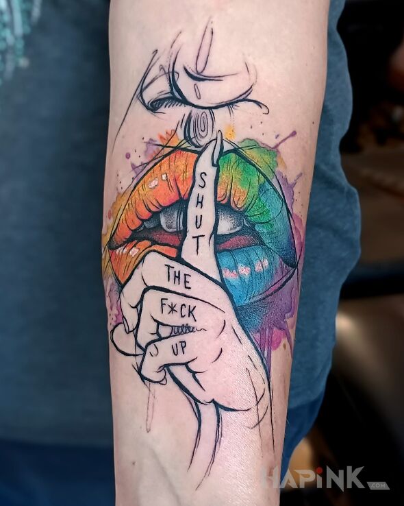 Tattoo Cisza. Milczenie. Nic nie mów! in lettering motif and sketch style on the forearm