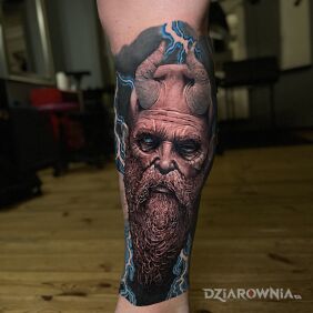 Tatuaż 🔱 Twój tatuaż, Twoja historia! 🔱 na łydce motyw: postacie styl: realistyczne
