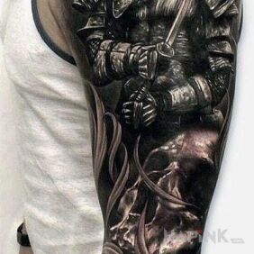 Tattoo Samurai on the upper arm motif: sleeves style: realistic