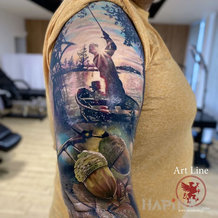 Tattoo Wędkarz kompozycja in floral motif and realistic style on the upper arm