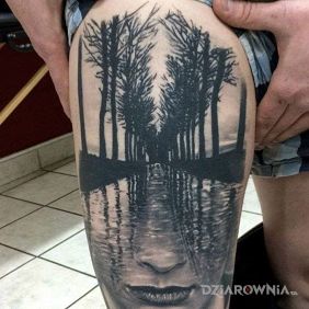 Tatuaż 3D na nodze motyw: 3D