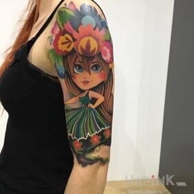 Tattoo Miss on the upper arm motif: characters