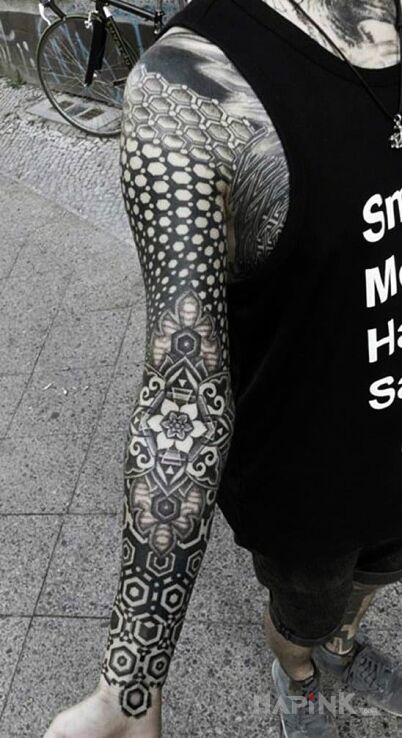 Tattoo Kolarz wzorów in sleeves motif on the forearm