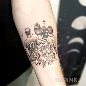 Tattoo Family On the arm motif: black and gray style: graphic / illustrative