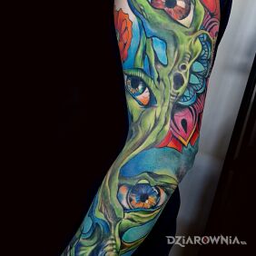 Tatuaż Rękaw abstrakcja na przedramieniu motyw: kolorowe styl: surrealistyczne