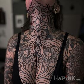 Tattoo Outlined on the breast motif: black and gray style: contour / linework