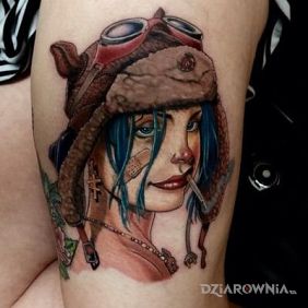 Tatuaż Rosjanka ;) na nodze motyw: twarze