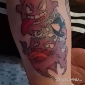 Tatuaż Gengar pokemon na ręce motyw: manga / anime styl: graficzne / ilustracyjne