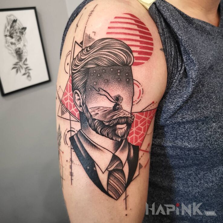 Tattoo Nawiązanie do Małego Księcia in black and gray motif and graphic / illustrative style on the upper arm