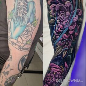 Tatuaż Zakrycie starego tatuażu na przedramieniu motyw: rękawy styl: realistyczne