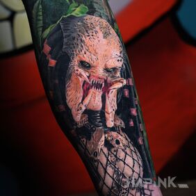 Tattoo Predator color realism on the forearm motif: 3D style: realistic