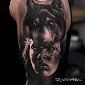 Tatuaż Praca Nikity z Bad Mojo Tattoo Gdańsk na ramieniu motyw: twarze styl: realistyczne