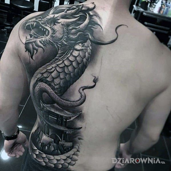 Tatuaż smok w motywie 3D i stylu japońskie / irezumi na plecach