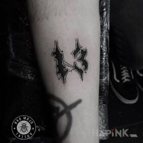 Tattoo Lucky "13" on the forearm motif: other