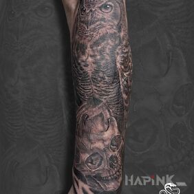 Tattoo Owl on the skull symbol of strength and wisdom, covering old scars of the customer 🔥 On the arm motif: cover-up style: realistic