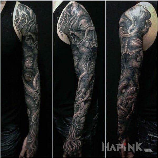 Tattoo Dziwny rękaw in sleeves motif on the forearm