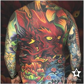 Tatuaż Kolorowy Smok - plecy dla mężczyzn z charakterem! na barku motyw: kolorowe styl: japońskie / irezumi